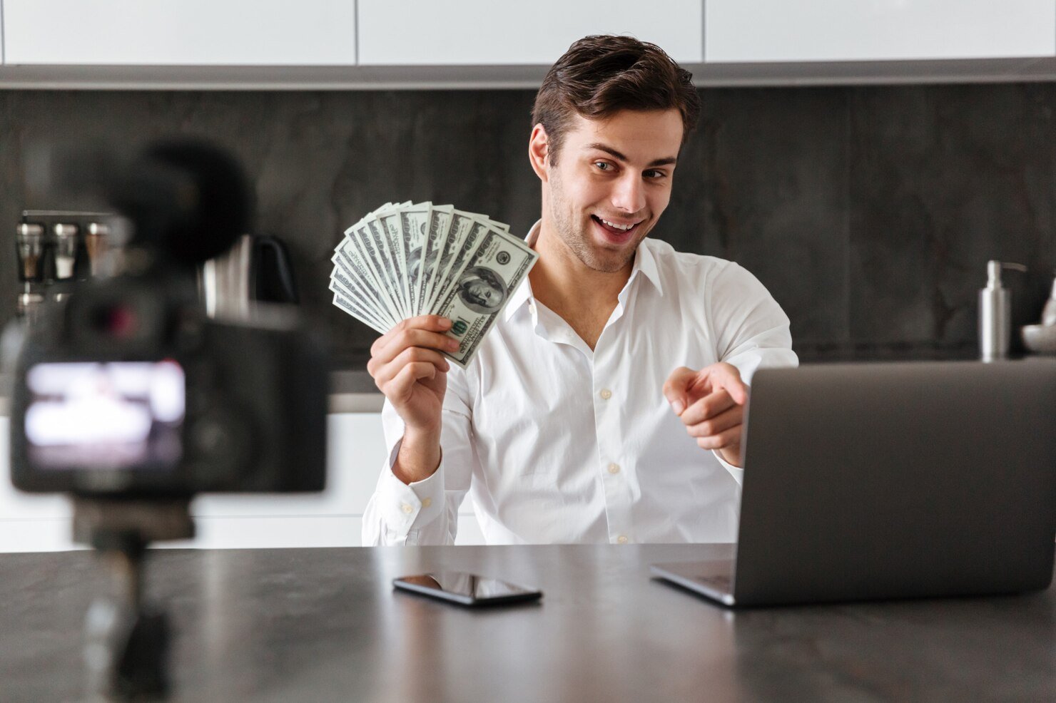 How to Increase Affiliate Income as a Content Creator